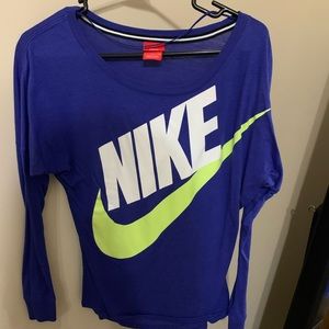 Nike tee